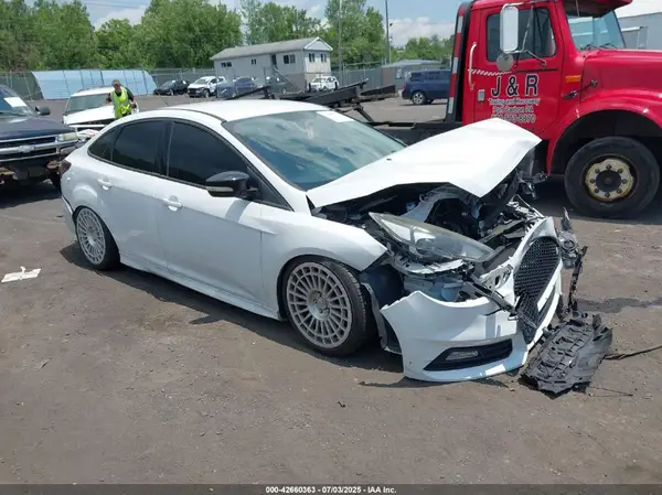 1FADP3F28GL223649 2016 FORD FOCUS - Image 1