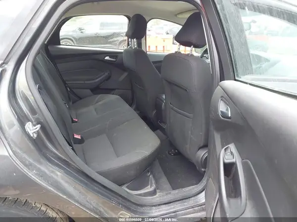 1FADP3F28GL237566 2016 FORD FOCUS - Image 8
