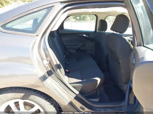 1FADP3F28GL251287 2016 FORD FOCUS - Image 8
