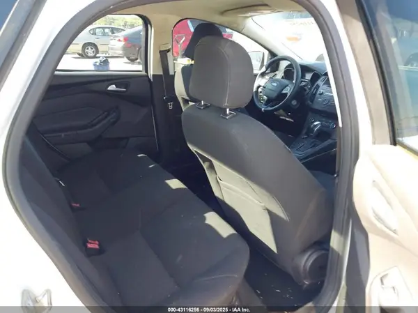 1FADP3F28GL263536 2016 FORD FOCUS - Image 8