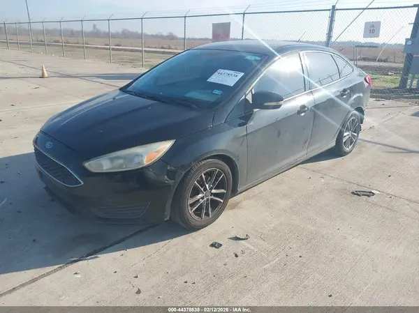 1FADP3F28GL267523 2016 FORD FOCUS - Image 2