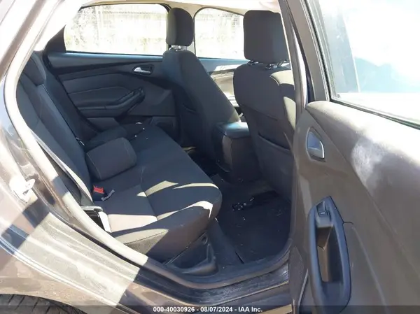 1FADP3F28GL281132 2016 FORD FOCUS - Image 8