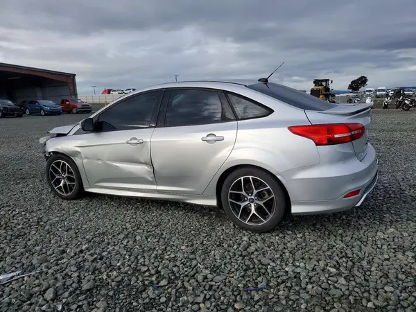 1FADP3F28GL315456 2016 FORD FOCUS - Image 2
