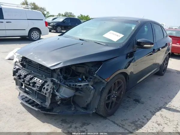 1FADP3F28GL326411 2016 FORD FOCUS - Image 2