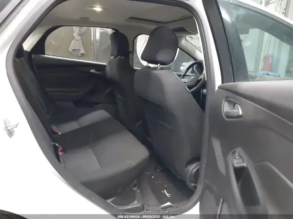1FADP3F28GL348490 2016 FORD FOCUS - Image 8