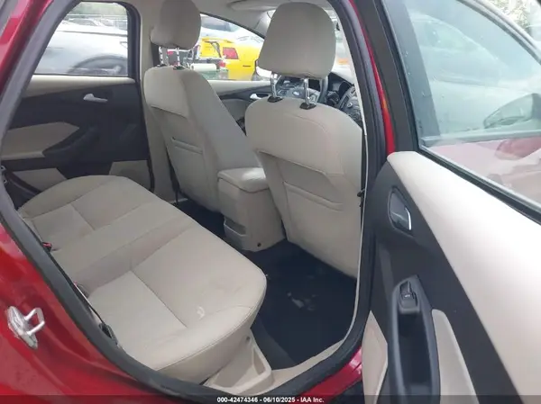 1FADP3F28GL358243 2016 FORD FOCUS - Image 8