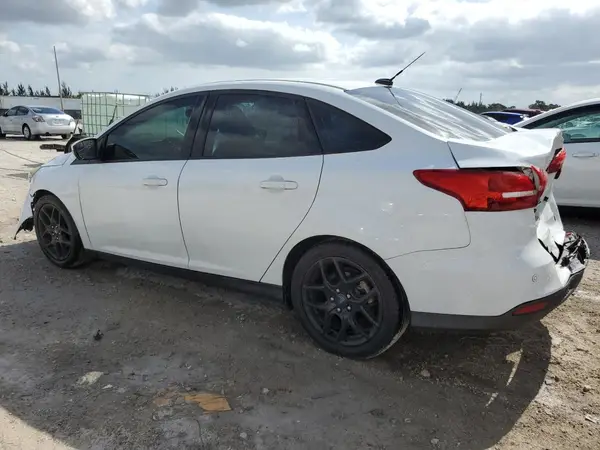 1FADP3F28GL367914 2016 FORD FOCUS - Image 2