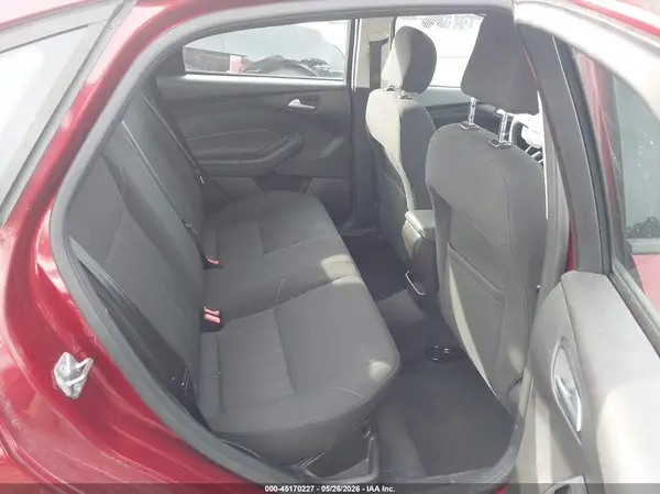 1FADP3F28GL374250 2016 FORD FOCUS - Image 8