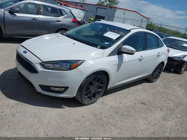 1FADP3F28GL376306 2016 FORD FOCUS - Image 2