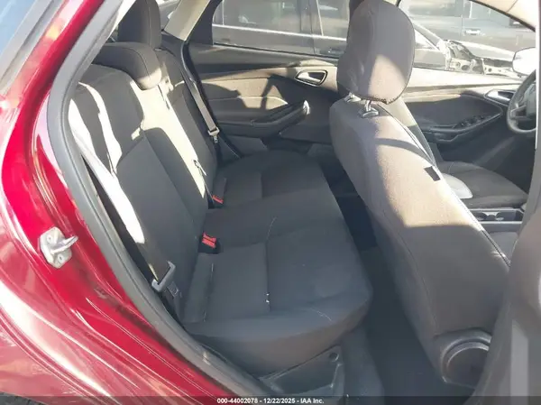 1FADP3F28GL379173 2016 FORD FOCUS - Image 8