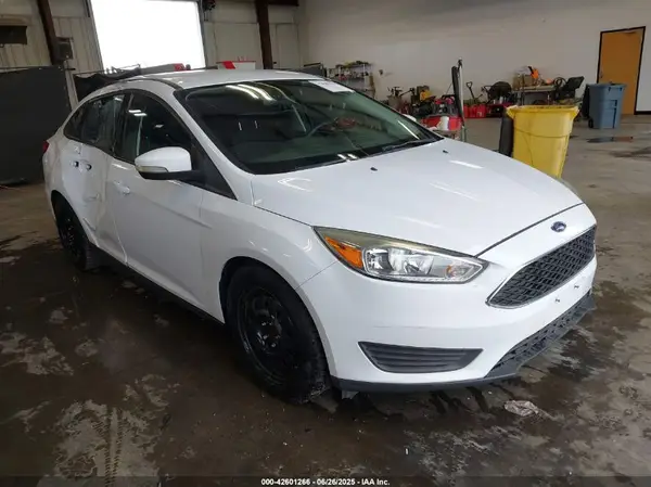 1FADP3F28GL380663 2016 FORD FOCUS - Image 1