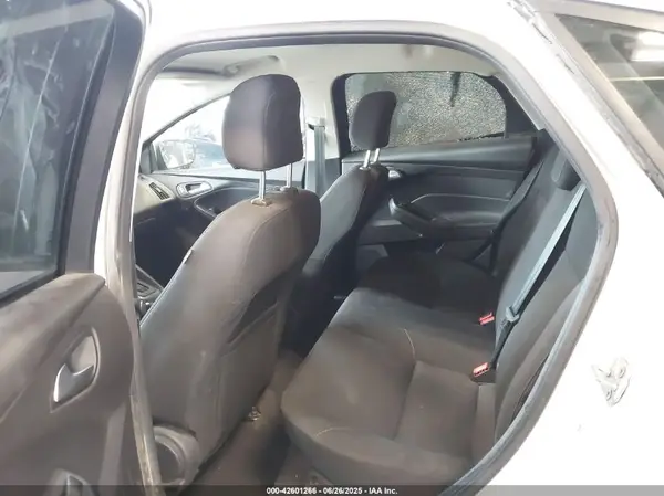 1FADP3F28GL380663 2016 FORD FOCUS - Image 8
