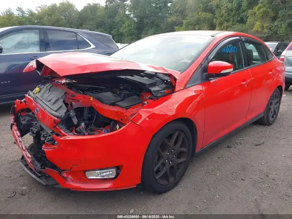 1FADP3F28GL392957 2016 FORD FOCUS - Image 2