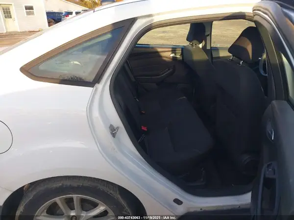 1FADP3F28GL394207 2016 FORD FOCUS - Image 8
