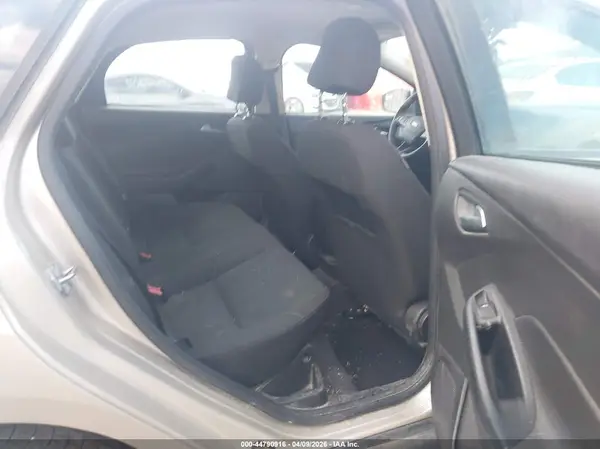 1FADP3F28HL208361 2017 FORD FOCUS - Image 8