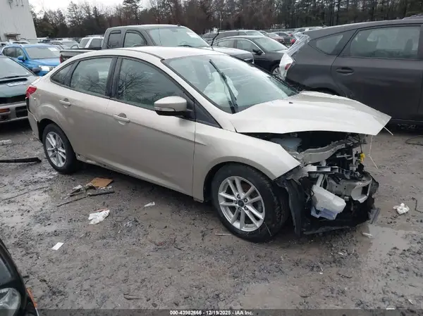 1FADP3F28HL213639 2017 FORD FOCUS - Image 1