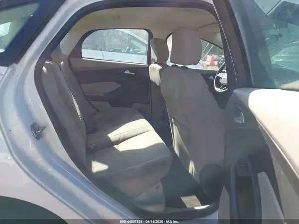 1FADP3F28HL224222 2017 FORD FOCUS - Image 8