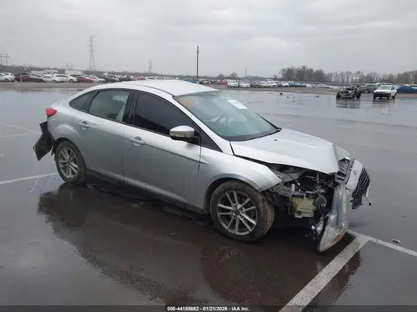 1FADP3F28HL227556 2017 FORD FOCUS - Image 1