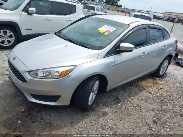 1FADP3F28HL227699 2017 FORD FOCUS - Image 2