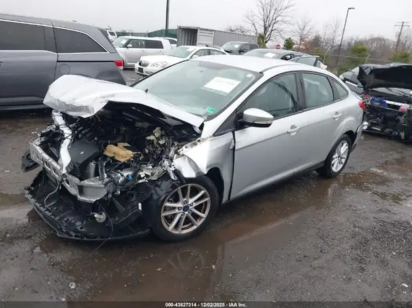 1FADP3F28HL241439 2017 FORD FOCUS - Image 2