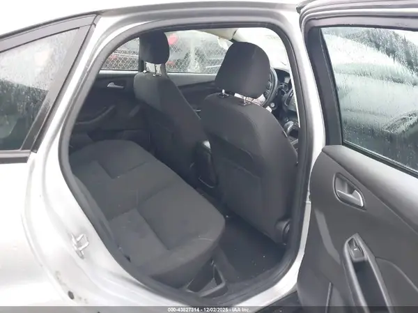 1FADP3F28HL241439 2017 FORD FOCUS - Image 8