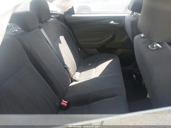1FADP3F28HL262677 2017 FORD FOCUS - Image 8