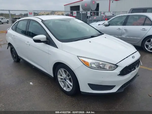 1FADP3F28HL271847 2017 FORD FOCUS - Image 1