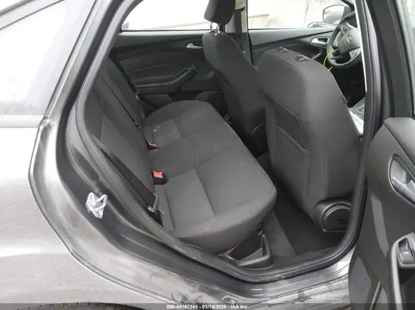 1FADP3F28HL278636 2017 FORD FOCUS - Image 8