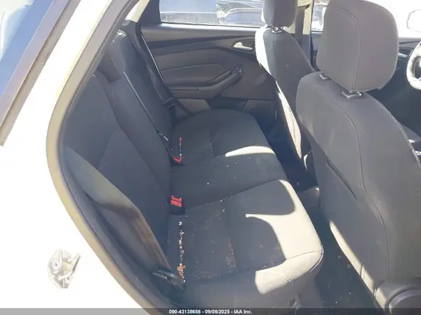 1FADP3F28HL305625 2017 FORD FOCUS - Image 8