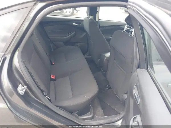 1FADP3F28HL320058 2017 FORD FOCUS - Image 8