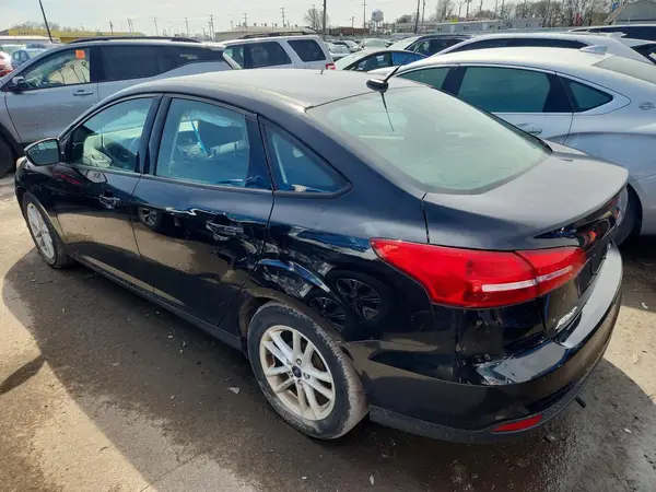 1FADP3F28HL323414 2017 FORD FOCUS - Image 2