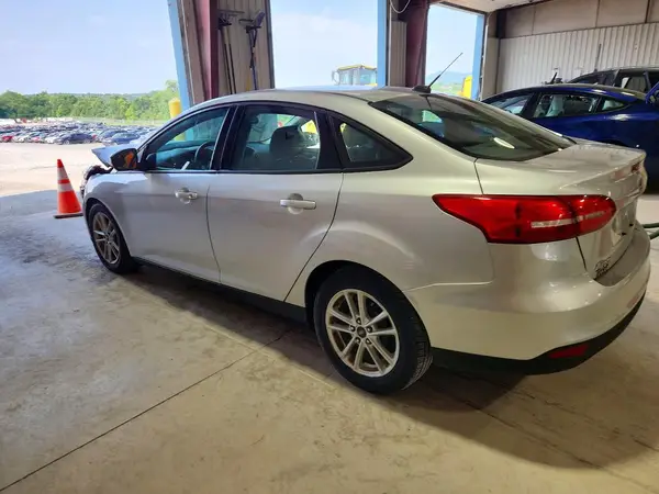 1FADP3F28JL203795 2018 FORD FOCUS - Image 2