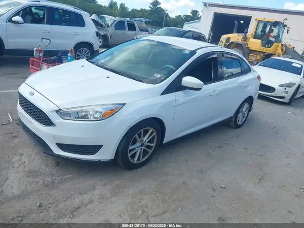1FADP3F28JL205997 2018 FORD FOCUS - Image 2