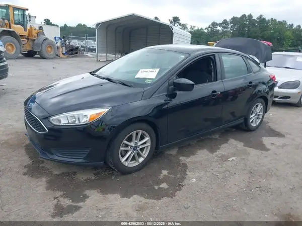 1FADP3F28JL209600 2018 FORD FOCUS - Image 2