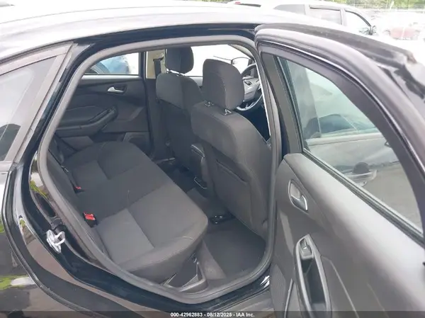 1FADP3F28JL209600 2018 FORD FOCUS - Image 8