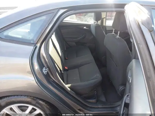 1FADP3F28JL212707 2018 FORD FOCUS - Image 8
