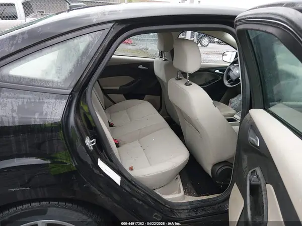 1FADP3F28JL241950 2018 FORD FOCUS - Image 8