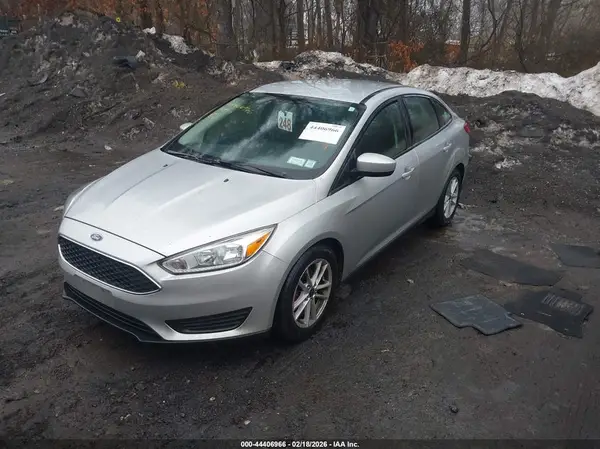 1FADP3F28JL245237 2018 FORD FOCUS - Image 2