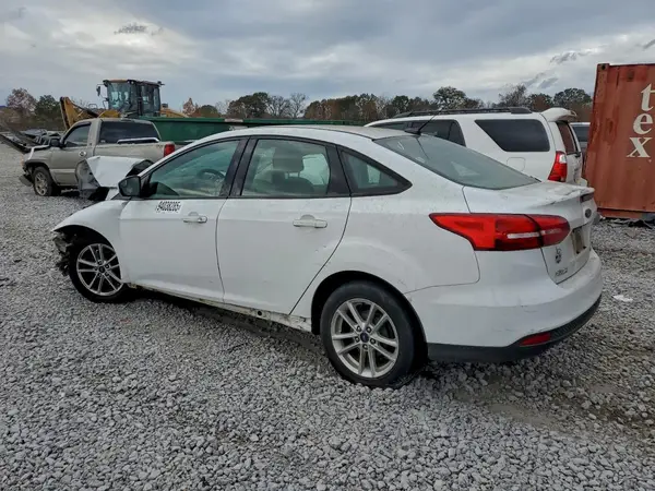 1FADP3F28JL256268 2018 FORD FOCUS - Image 2