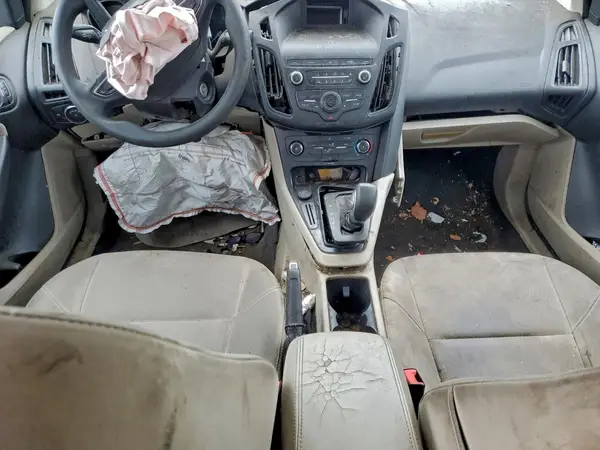 1FADP3F28JL256268 2018 FORD FOCUS - Image 8