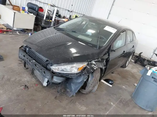 1FADP3F28JL260367 2018 FORD FOCUS - Image 2