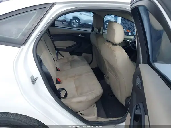 1FADP3F28JL265827 2018 FORD FOCUS - Image 8