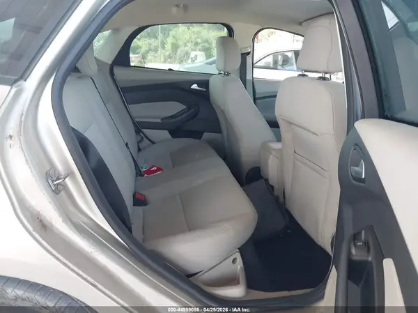 1FADP3F28JL266007 2018 FORD FOCUS - Image 8