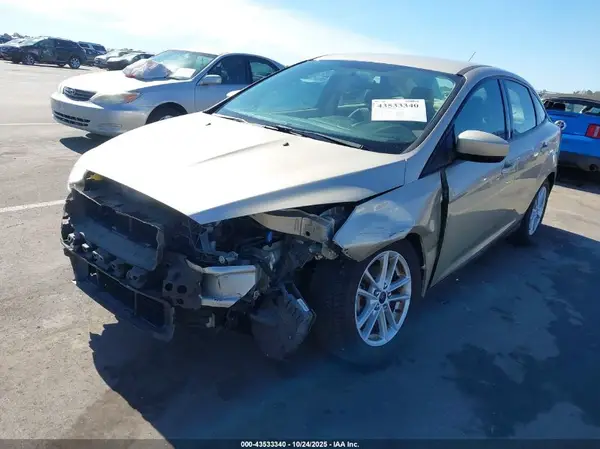 1FADP3F28JL267495 2018 FORD FOCUS - Image 2