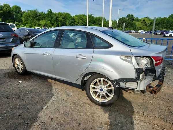 1FADP3F28JL290890 2018 FORD FOCUS - Image 2