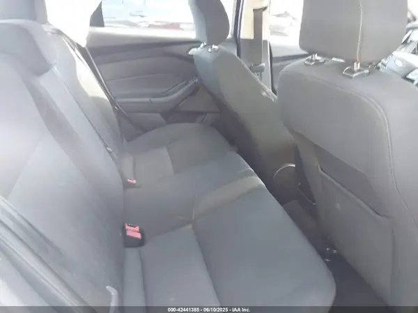 1FADP3F28JL300155 2018 FORD FOCUS - Image 8