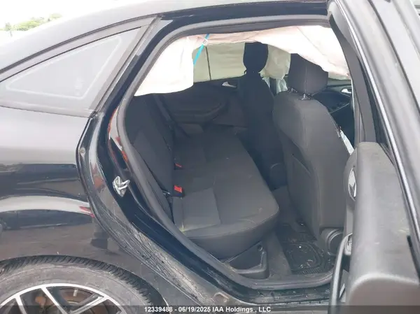 1FADP3F28JL305436 2018 FORD FOCUS - Image 8