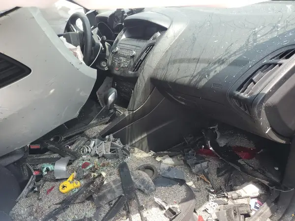 1FADP3F28JL307042 2018 FORD FOCUS - Image 8