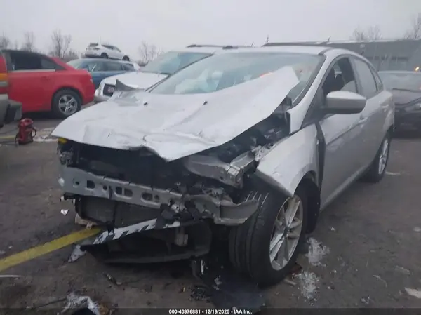 1FADP3F28JL310782 2018 FORD FOCUS - Image 2