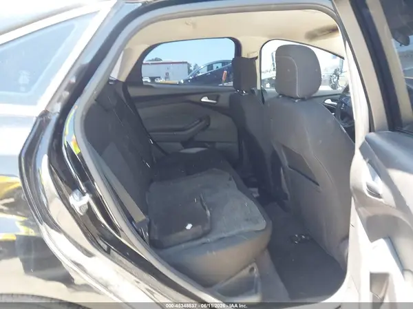 1FADP3F28JL316453 2018 FORD FOCUS - Image 8